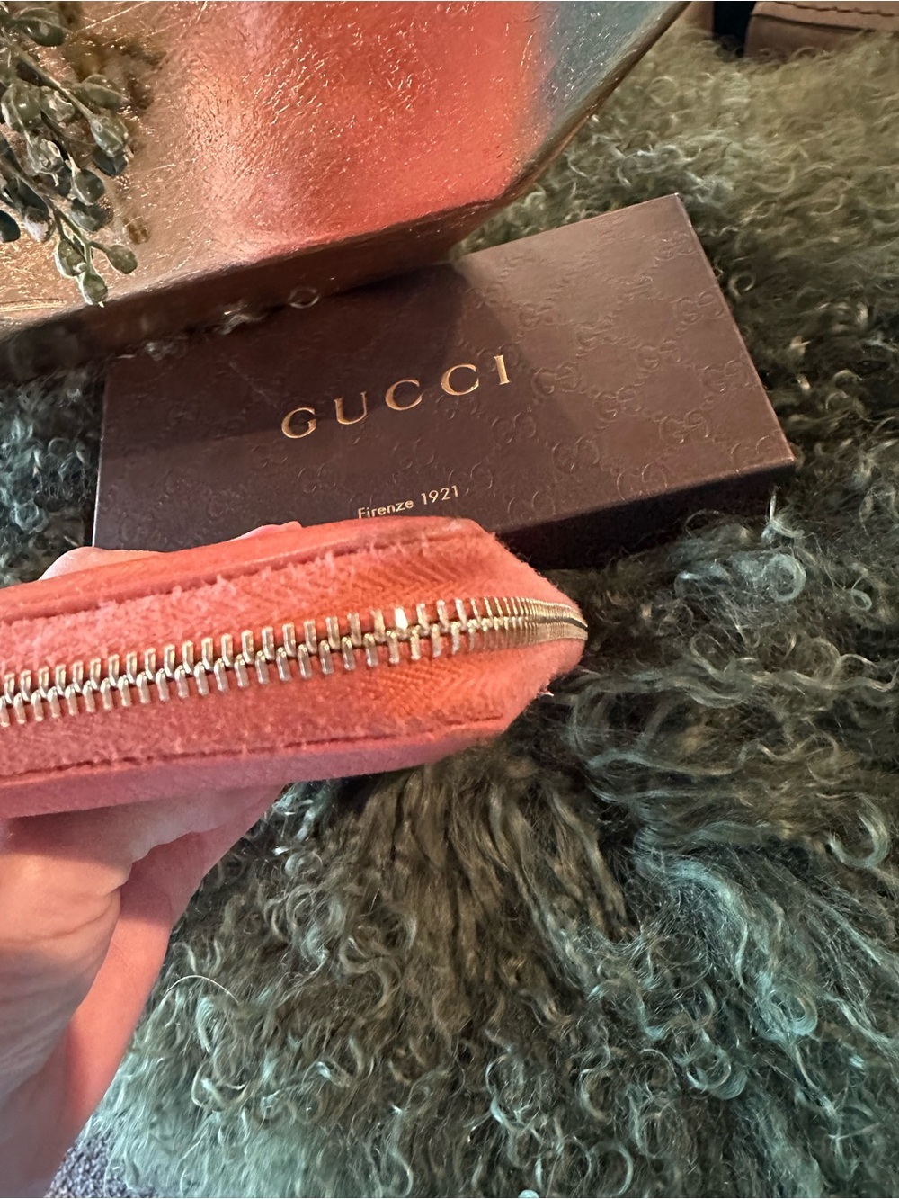 Authentic Gucci Coral-ish Leather Zip Wallet with Tassel - Picture 10 of 12
